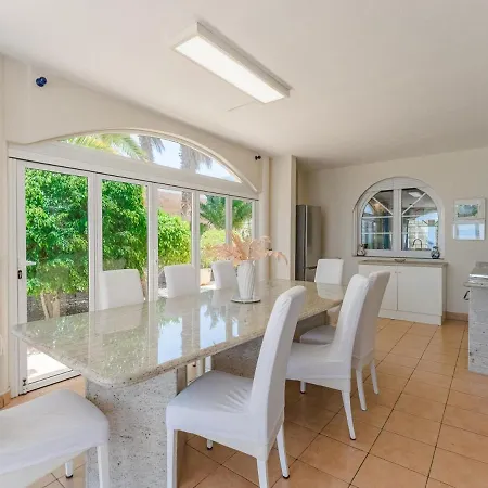 בית נופש Gorgeous Golf Heated Pool Sea View *