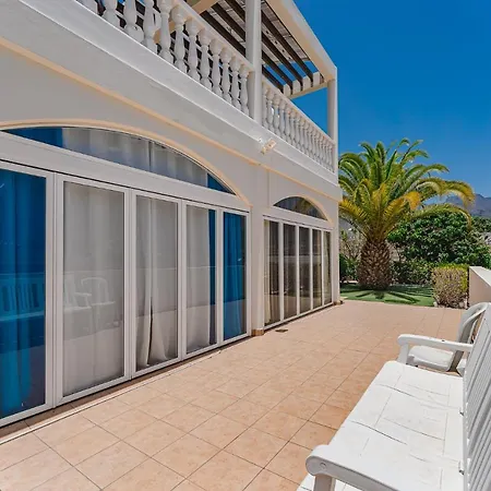 בית נופש Gorgeous Golf Heated Pool Sea View *