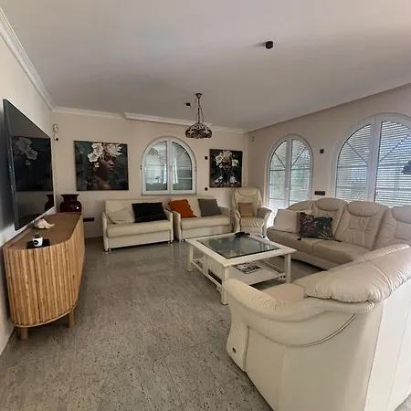 בית נופש Gorgeous Golf Heated Pool Sea View *