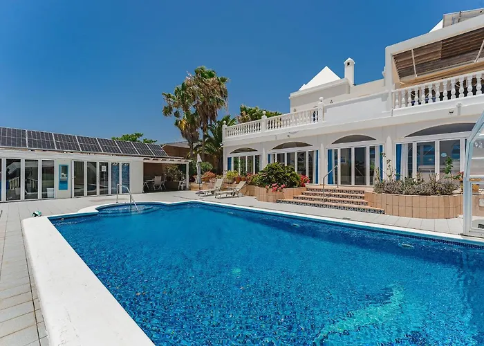 Gorgeous Golf Tatil Evi