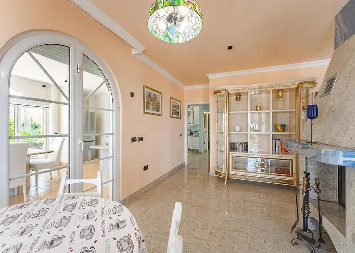 Gorgeous Golf * אדחה