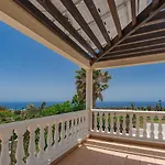 Gorgeous Golf בית נופש אדחה